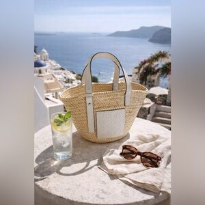 LOEWE Basket Bag Medium Raffia Palm Leaf Leather White Anagram Spain Design New